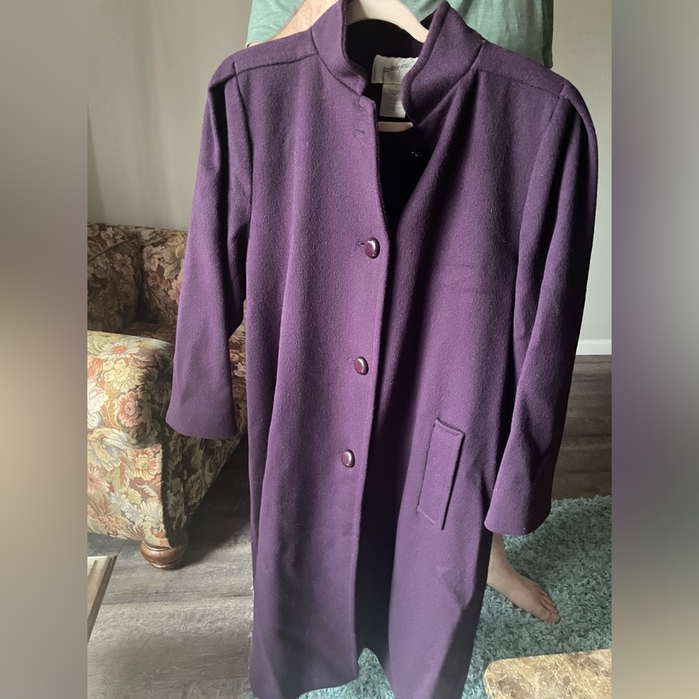 100% Wool Jacqueline Ferrar Trench